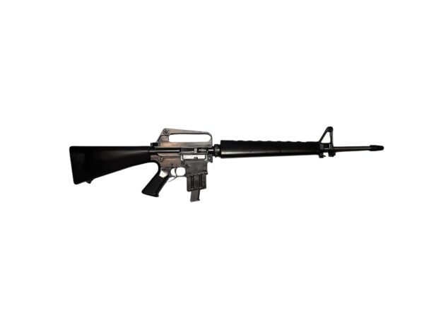Karabin Jager AR 15 w kalibrze 7,65 Browning, o wyglądzie inspirowanym platformą AR.