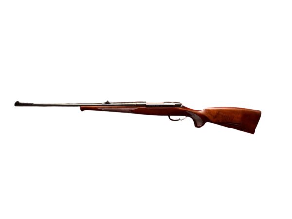 Sztucer myśliwski Antonio Zoli 1900 w kalibrze .300 Win Magnum.