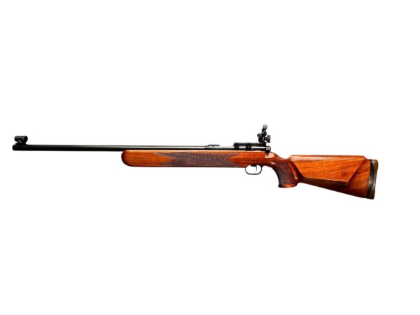 Precyzyjny karabin sportowy Anschütz Match 54 w kalibrze .22 LR.